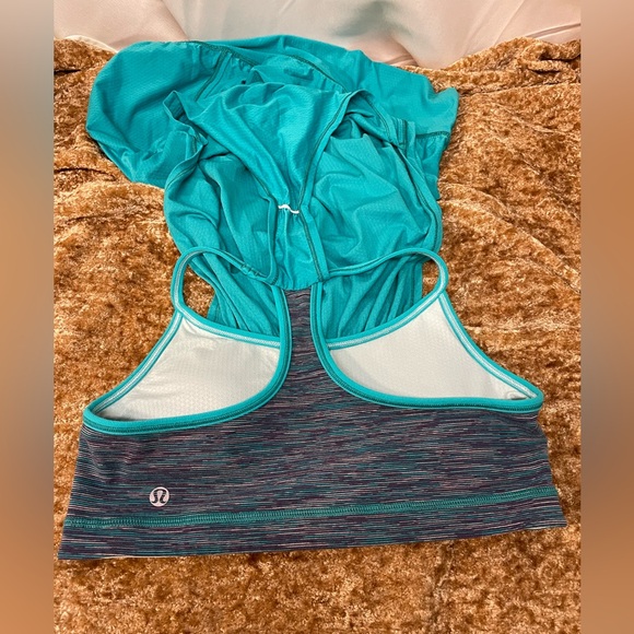 Lululemon Tank  Top with built in 26” bra - Picture 4 of 8